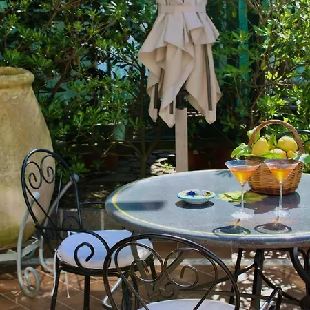 Domus Minerva Apartment